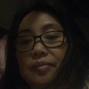 Meet your Posher, Loida